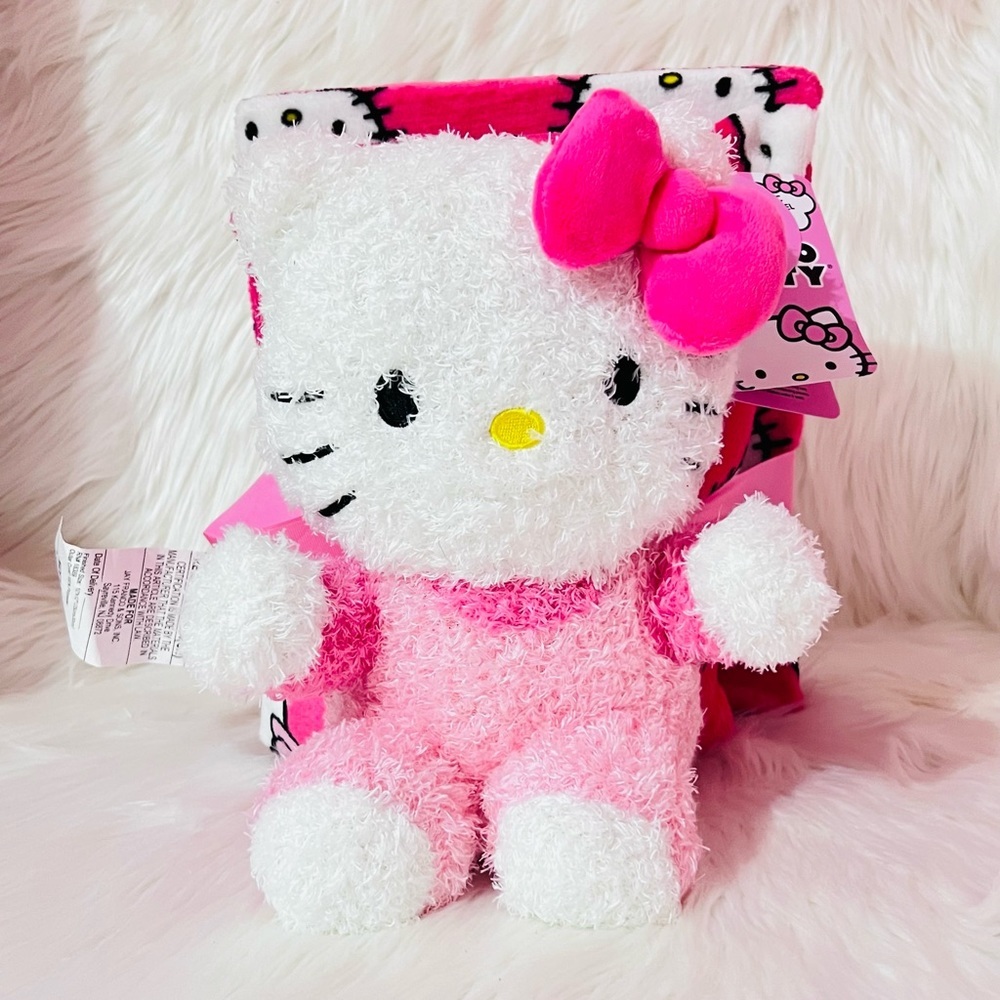 Hello Kitty Travel Set